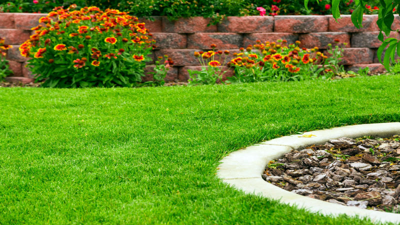 The Benefits Of Hiring A Landscaping Contractor