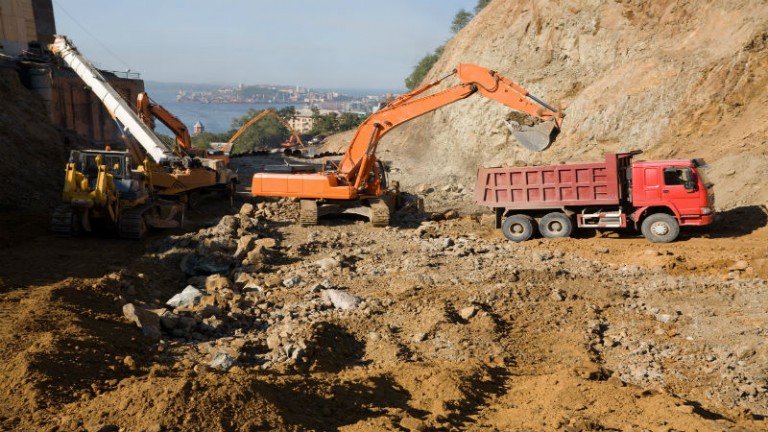 A Drainage Contractor In Tacoma WA Prevents Flooding And Structural Damage